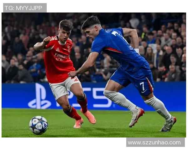 中超精彩对决曼联与切尔西战成平局乌龙球引发全场热烈反响