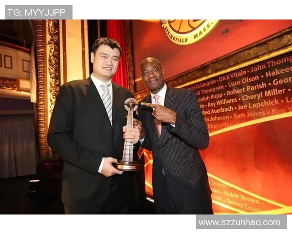 姚明在NBA的辉煌时刻与传奇生涯全解析