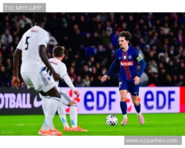 德甲激战莱比锡险胜巴黎圣日耳曼争议判罚引发全场沸腾