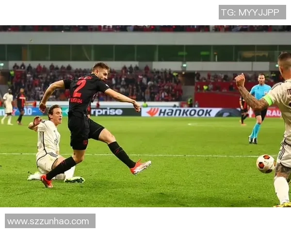 足总杯精彩对决多特蒙德大胜里昂补时进球引发争议与全场沸腾